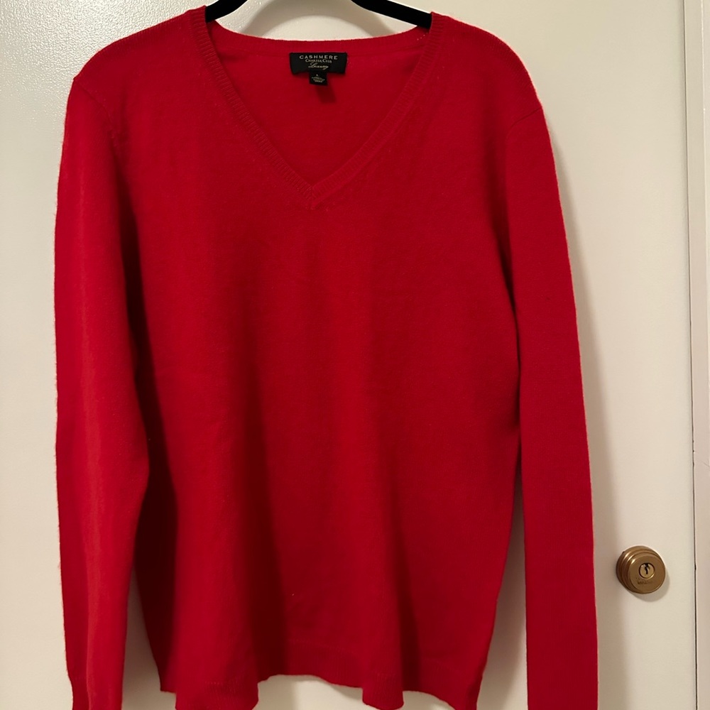 GUC red cashmere sweater size L